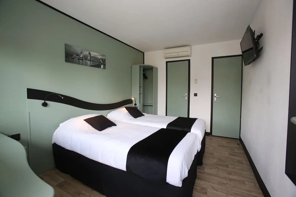 Enzo Hotels Chartres Mainvilliers by Kyriad Direct - Photo 5