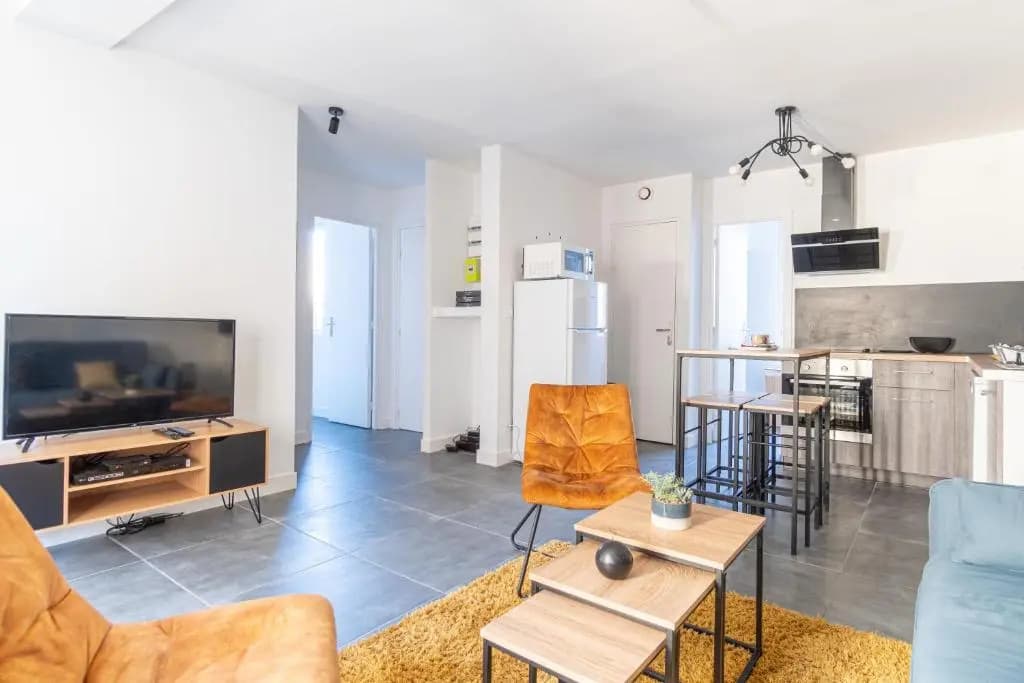Appartement COSY 2 chambres quartier Danton - Photo 2