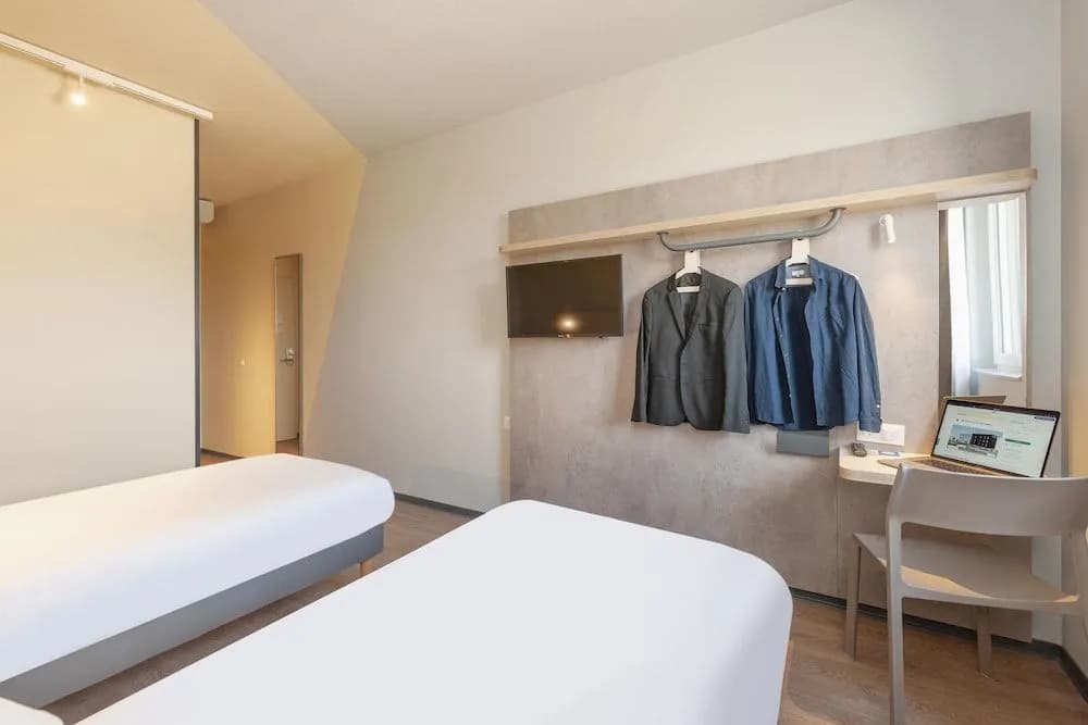 Ibis Budget Mont De Marsan - Miniature 6