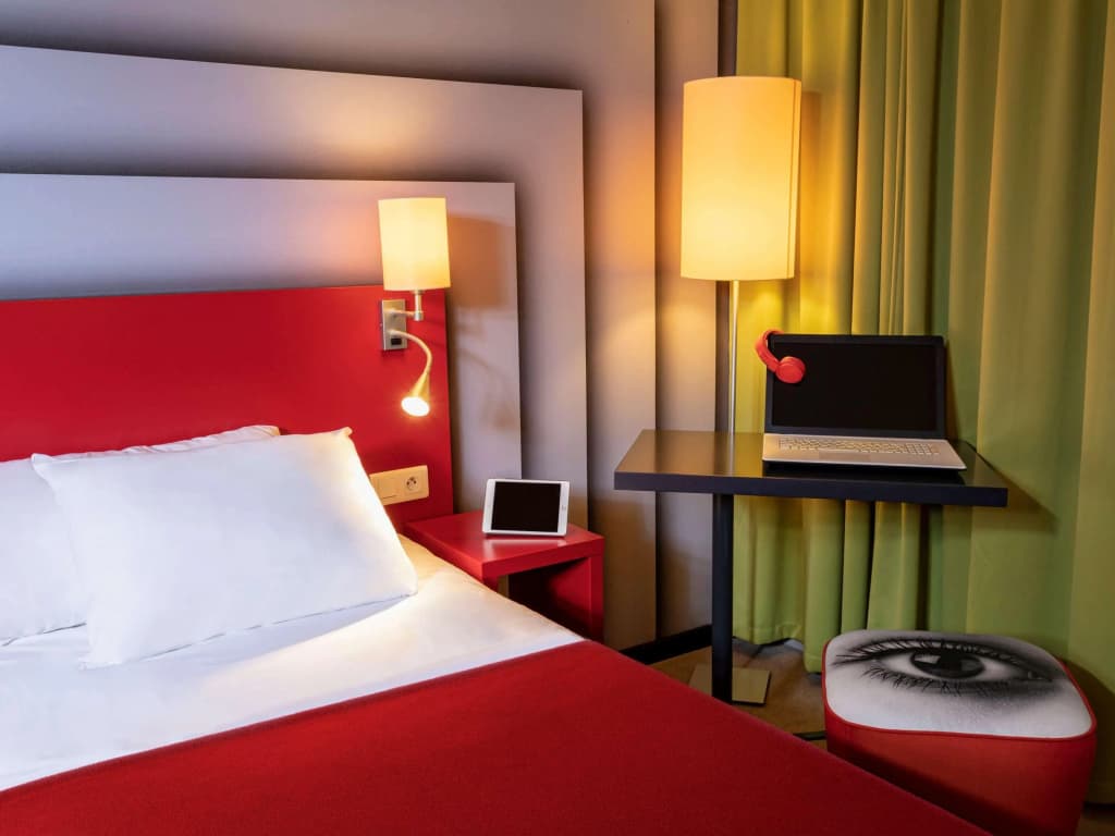 ibis Styles Avignon Sud - Photo 4