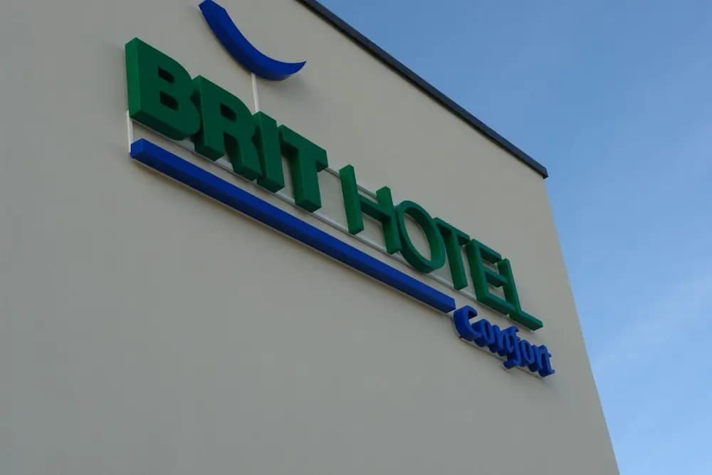 Brit Hotel Confort Loches - Photo 1