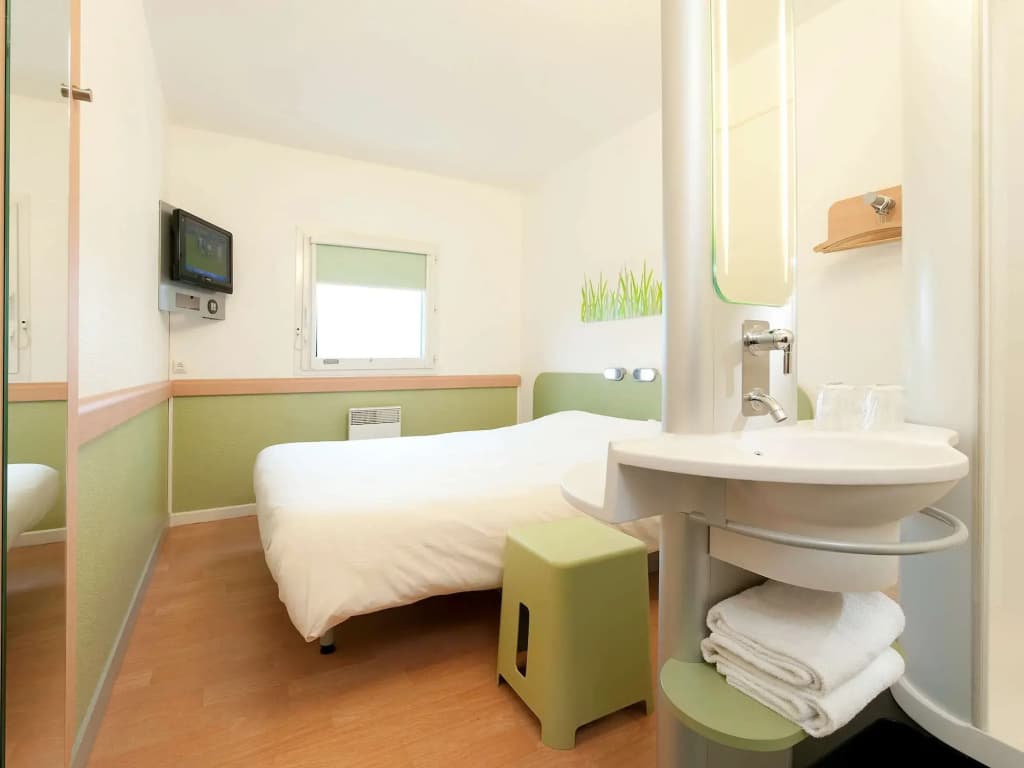 ibis budget Rambouillet - Photo 3