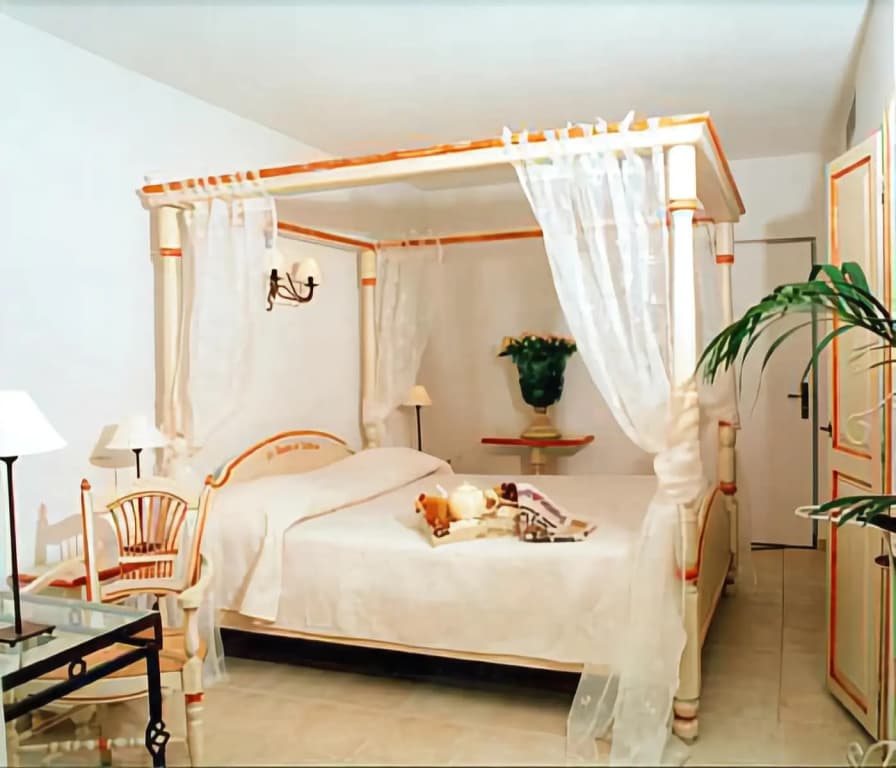 Hotel La Bastide De Valbonne - Photo 4