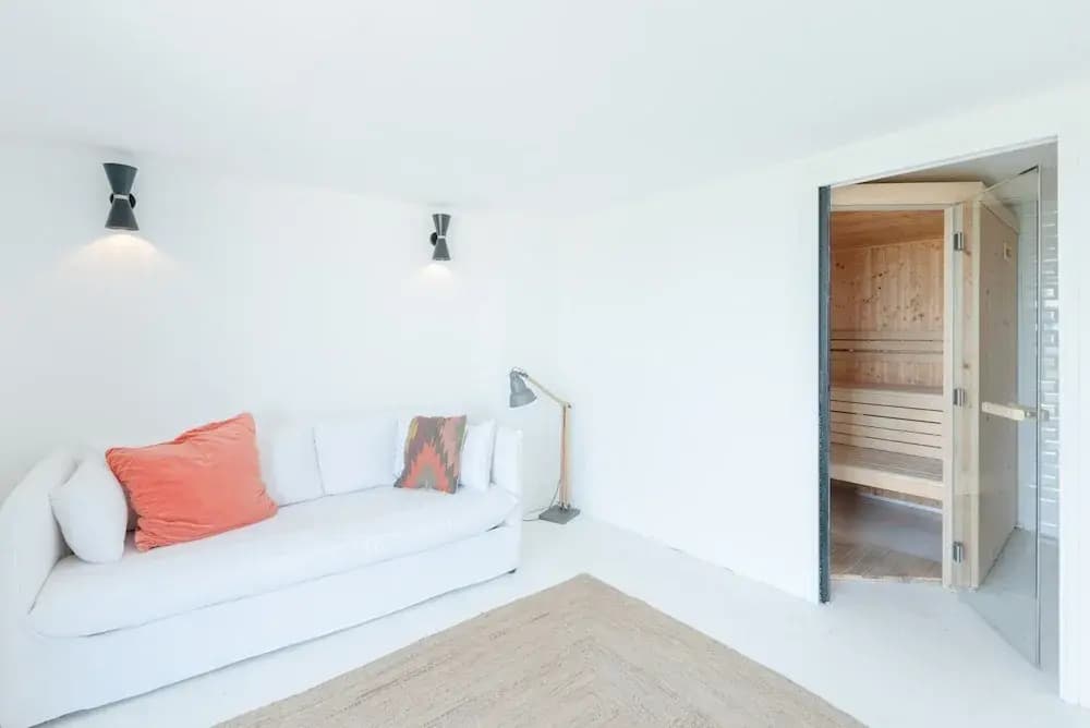 House in Plouguerneau Near Beaches & Lighthouse - Photo 1