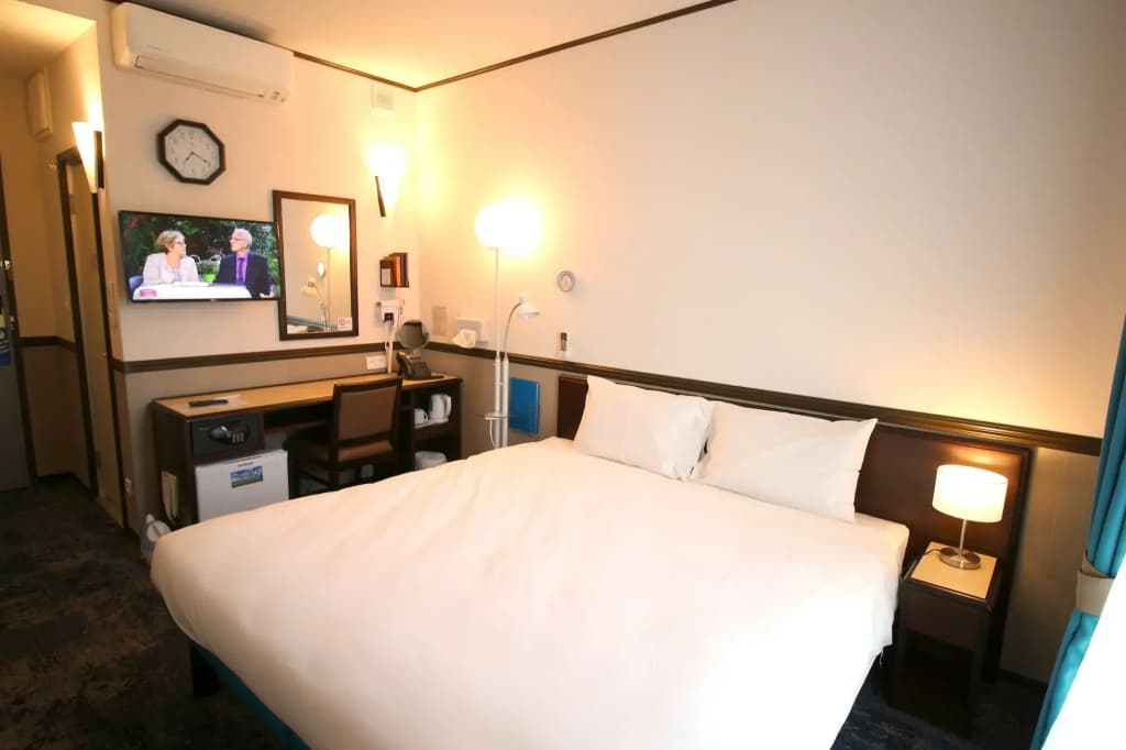 Toyoko Inn Marseille Saint Charles - Photo 2