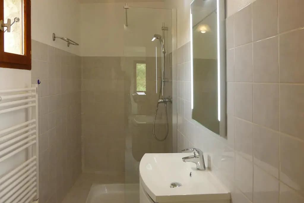 Cosy Holiday Flat With Communal Pool, Malaucène - Photo 4