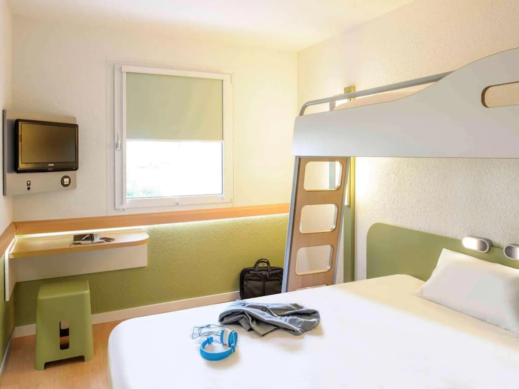 Ibis Budget Marseille L'estaque - Photo 4