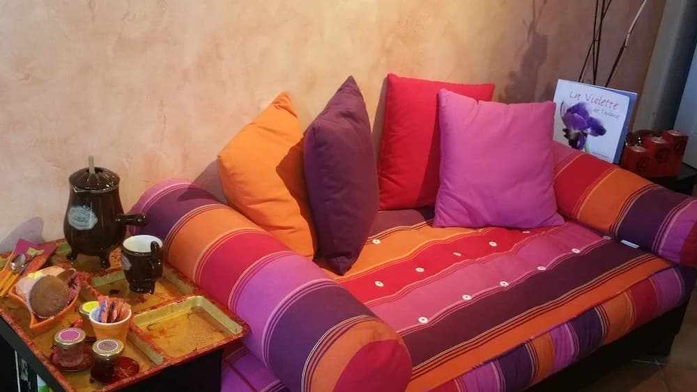 La Villa des Violettes - Miniature 6