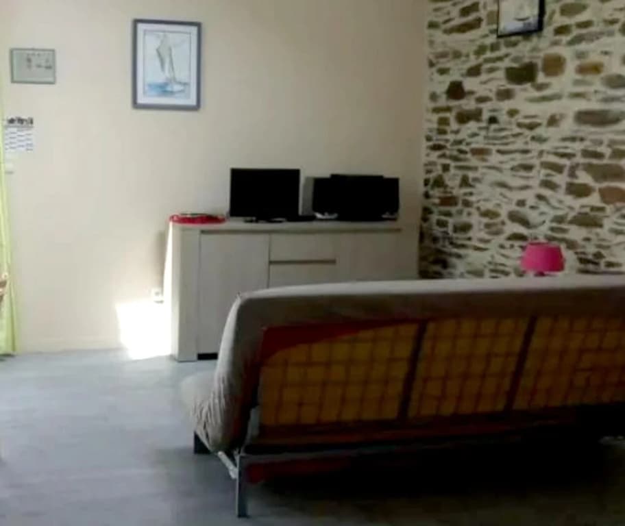 Studio In Hirel With Enclosed Garden And Wifi 10 Km From The Beach - Miniature 2