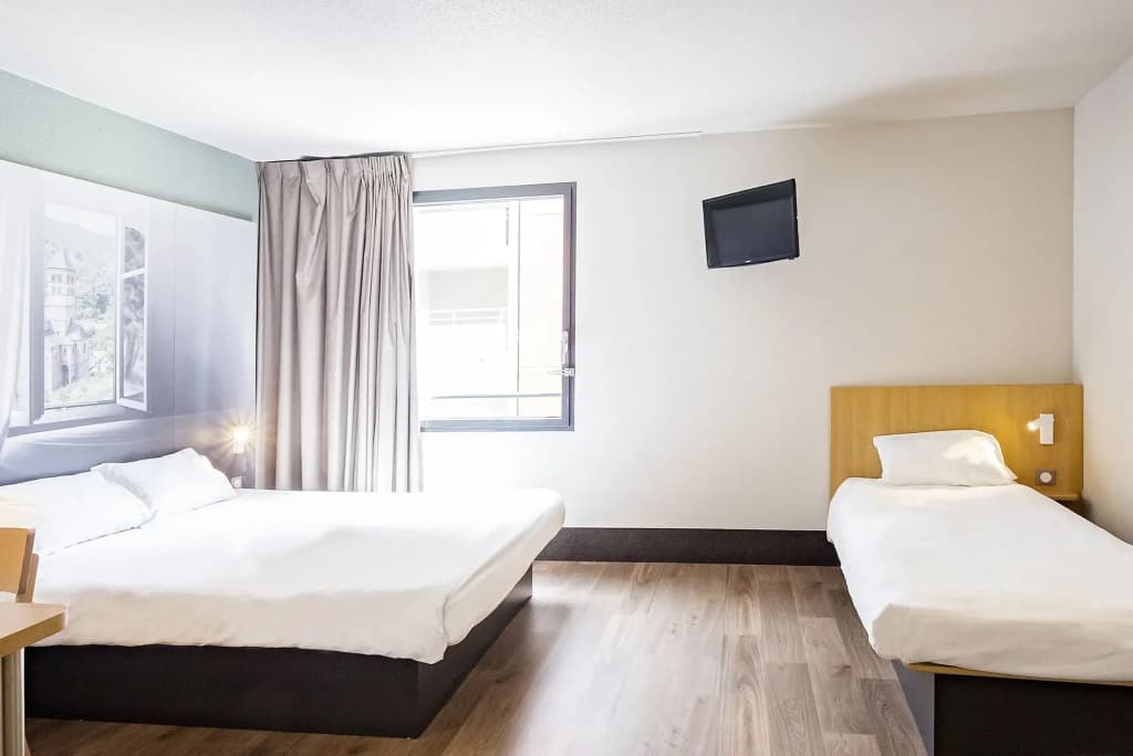 B&B HOTEL Mulhouse Centre - Miniature 6