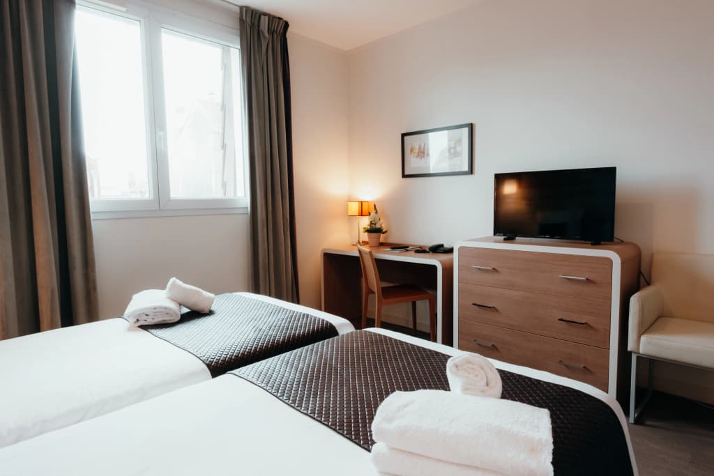 Hôtel Red Fox - Miniature 6