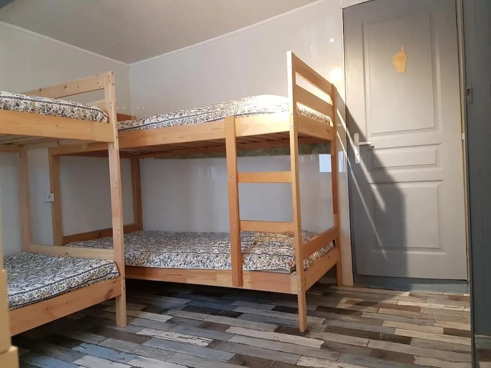 Clematisso - Hostel - Miniature 2