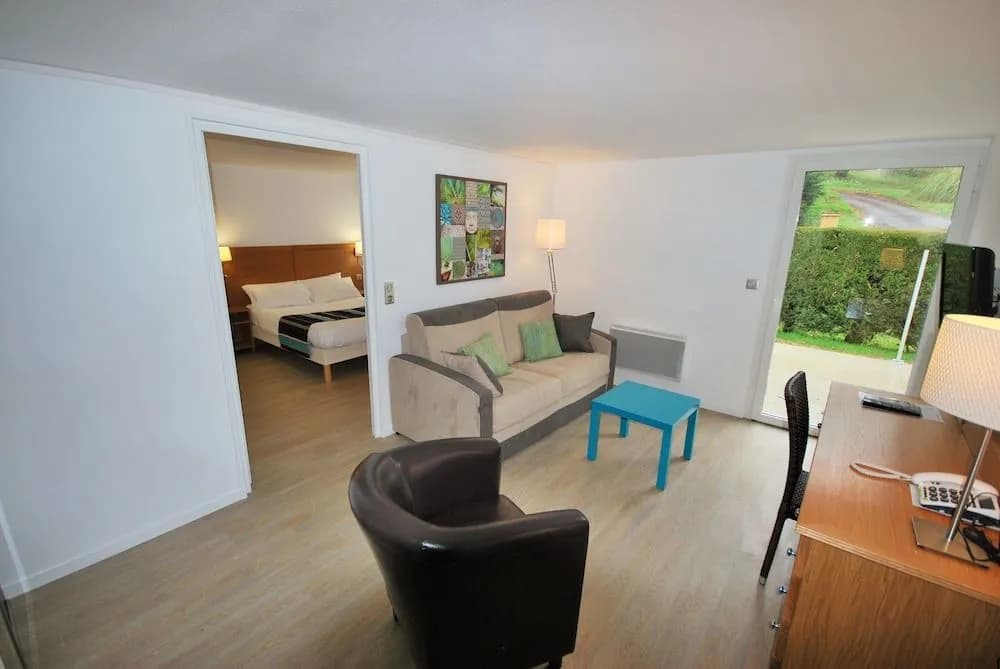 Hotel Le Relais des Champs - Photo 4