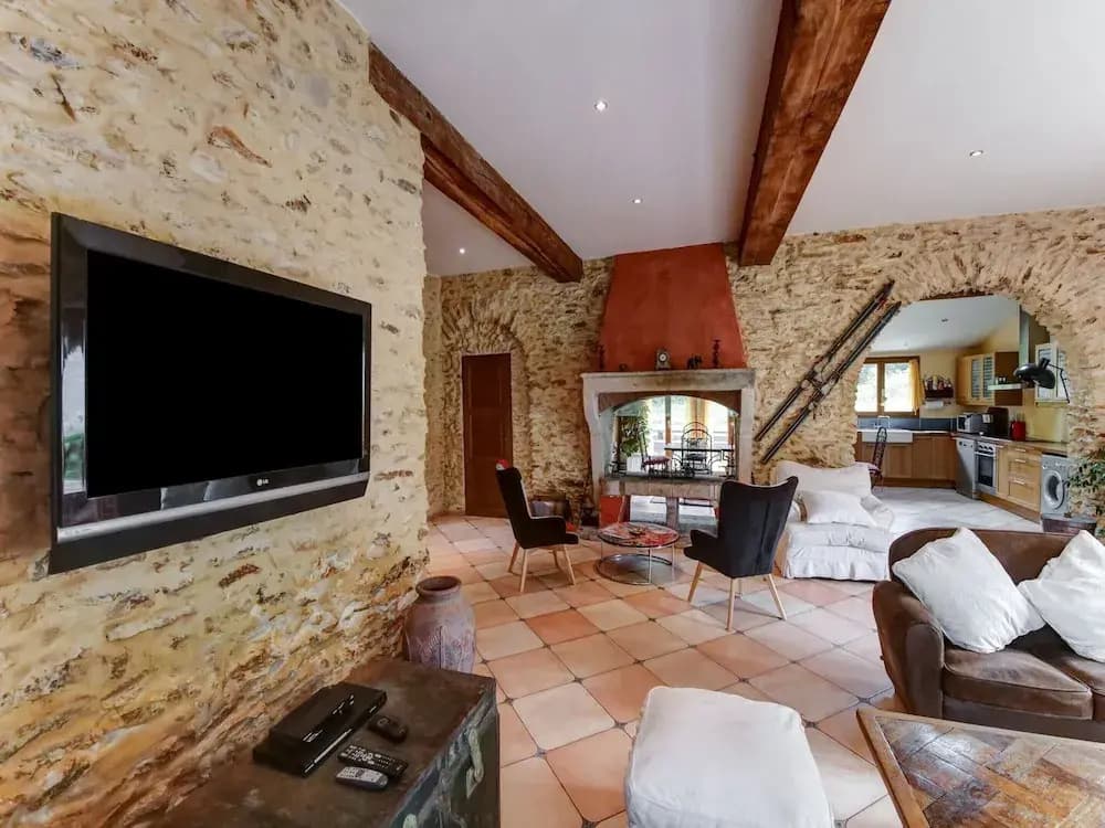 Pleasant Holiday Home in Raizeux With Garden - Photo 2