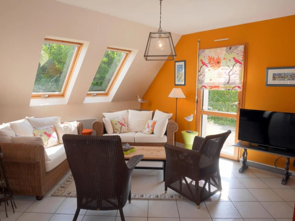 Holiday Home in Plouneour Near Sandy Beach - Miniature 3