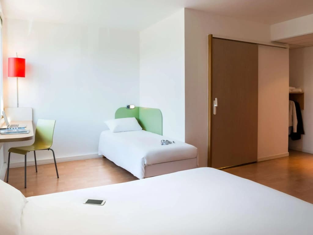 ibis budget Lyon Centre - Gare Part-Dieu - Photo 3