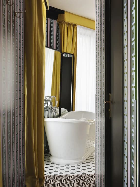 Les Deux Gares and Spa Hotel - Miniature 7