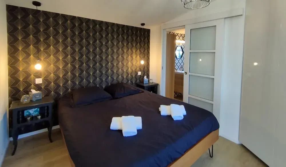 Superb Villa With sea View Near the Beach - Miniature 6