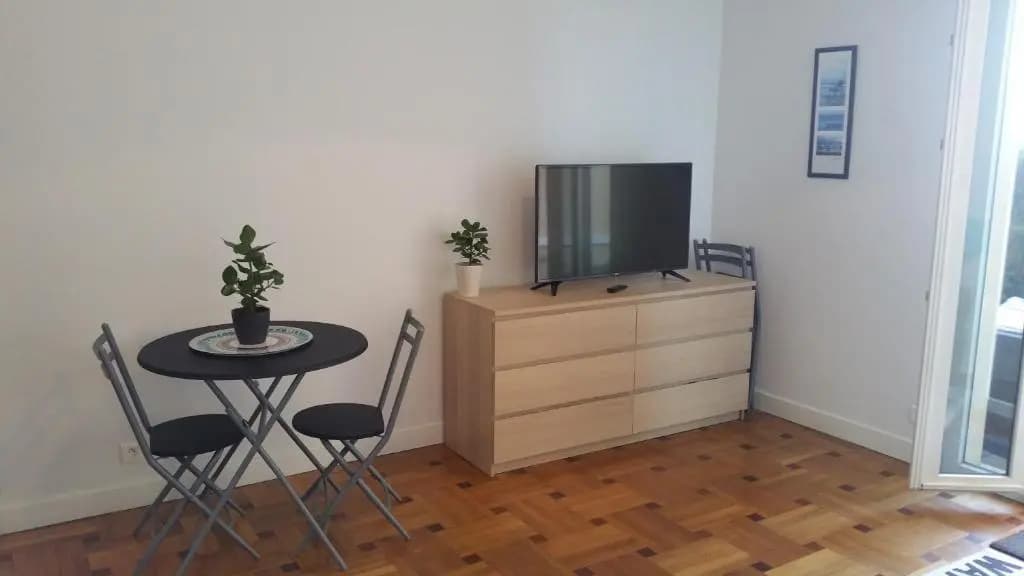 Nice Promenade Apartment - Miniature 3