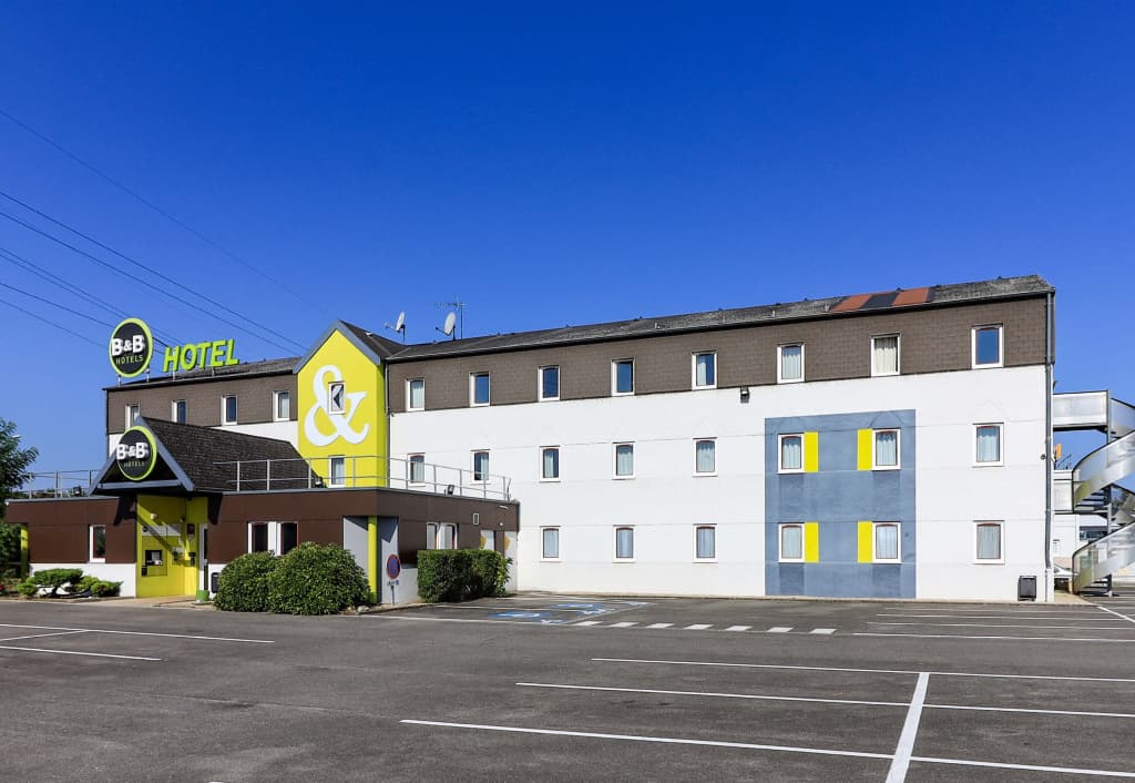 B&B HOTEL DIJON Nord - Photo 1