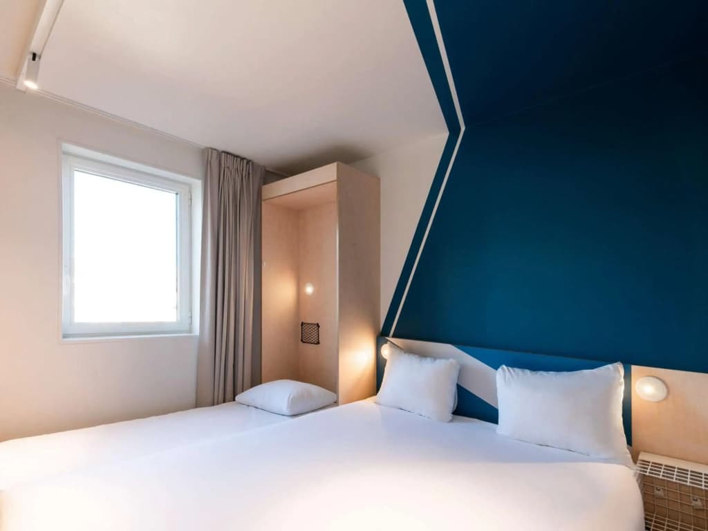 Ibis Budget Lyon Confluence - Photo 4