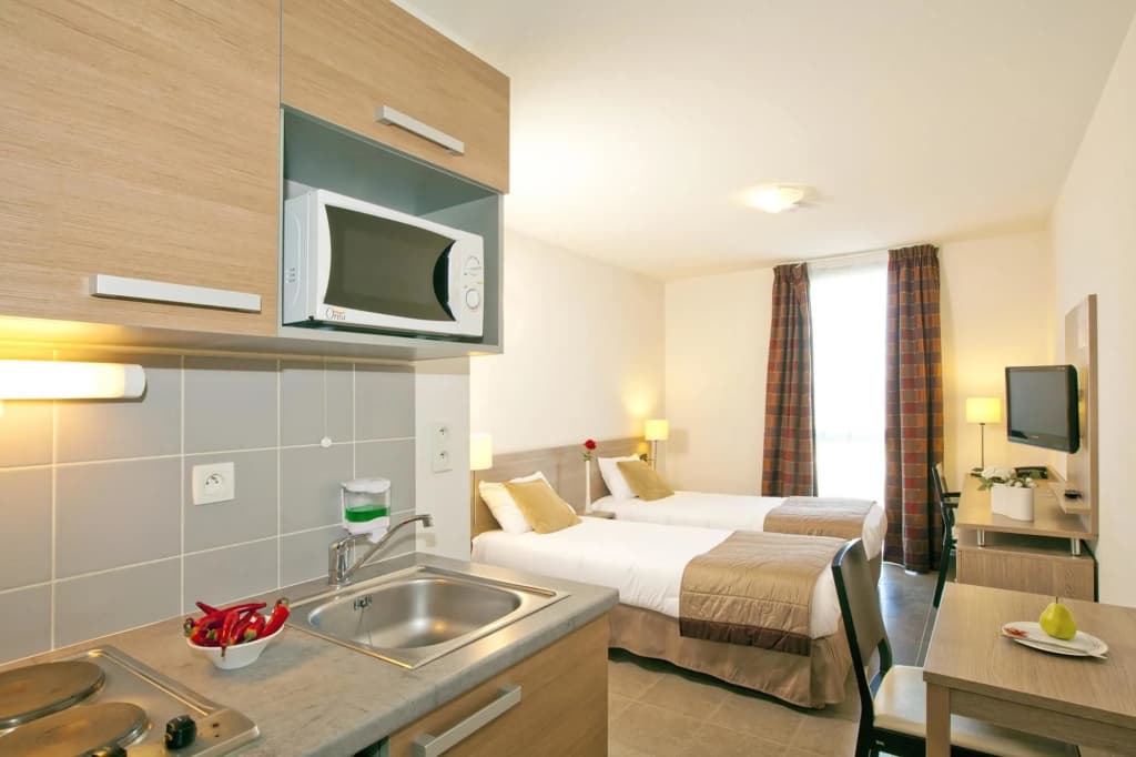 Sejours & Affaires Manosque Moulin Neuf - Photo 2
