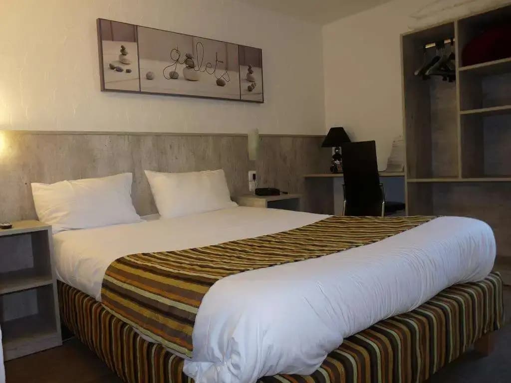 Brit Hotel Bosquet - Photo 5