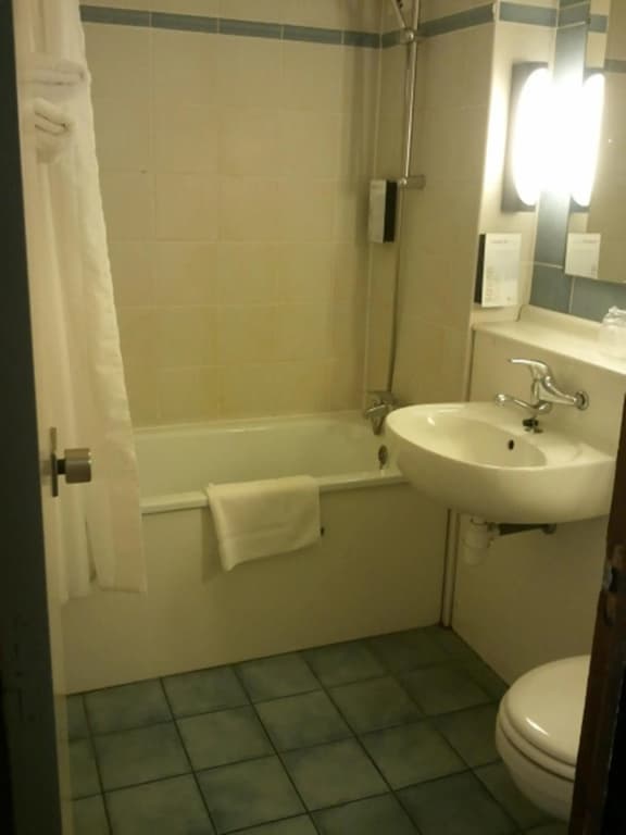 Hotel Campanile Bordeaux Ouest - Le Bouscat - Miniature 7