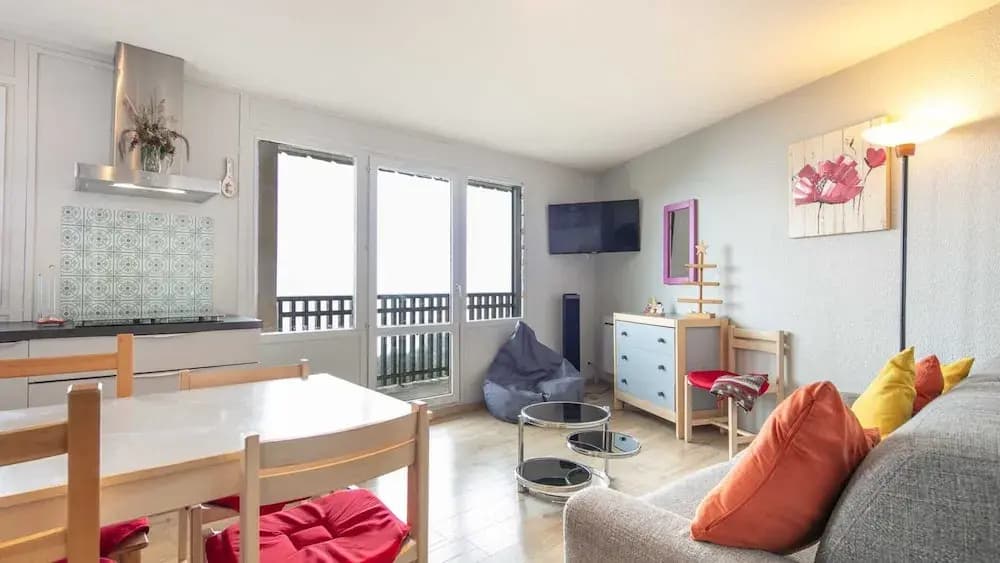 Valley-view Apartment in Chamrousse - Miniature 7
