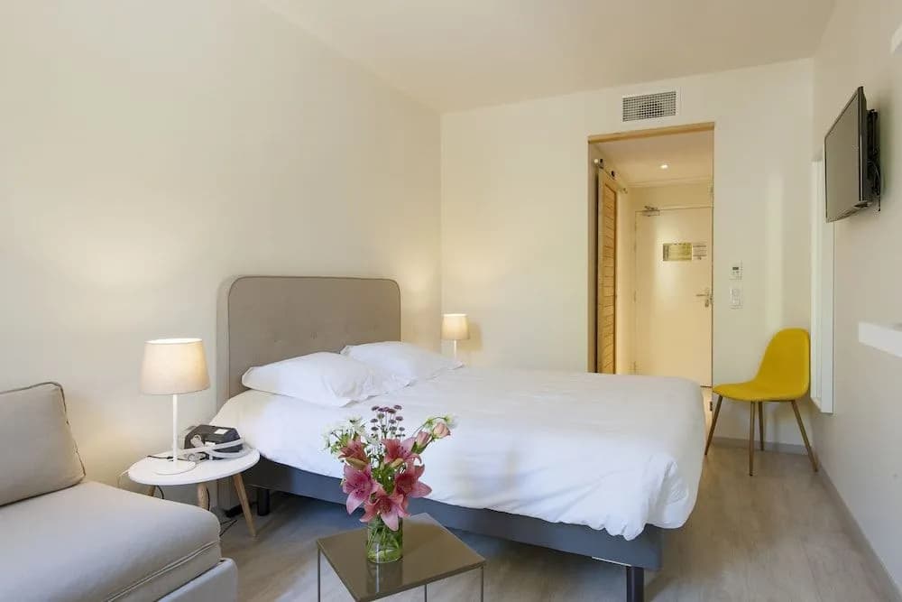 Hotel restaurant des Maures - Photo 3