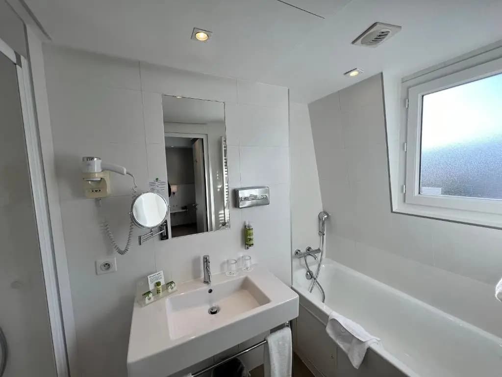 Holiday Inn Paris - Auteuil by IHG - Miniature 7