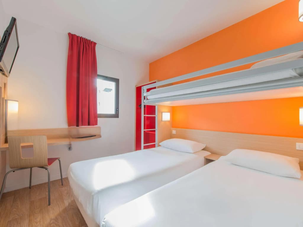 ibis budget La Rochelle Centre les Minimes - Photo 2
