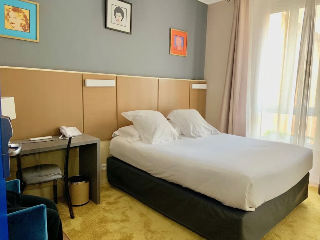 Hotel Amirauté - Miniature 6