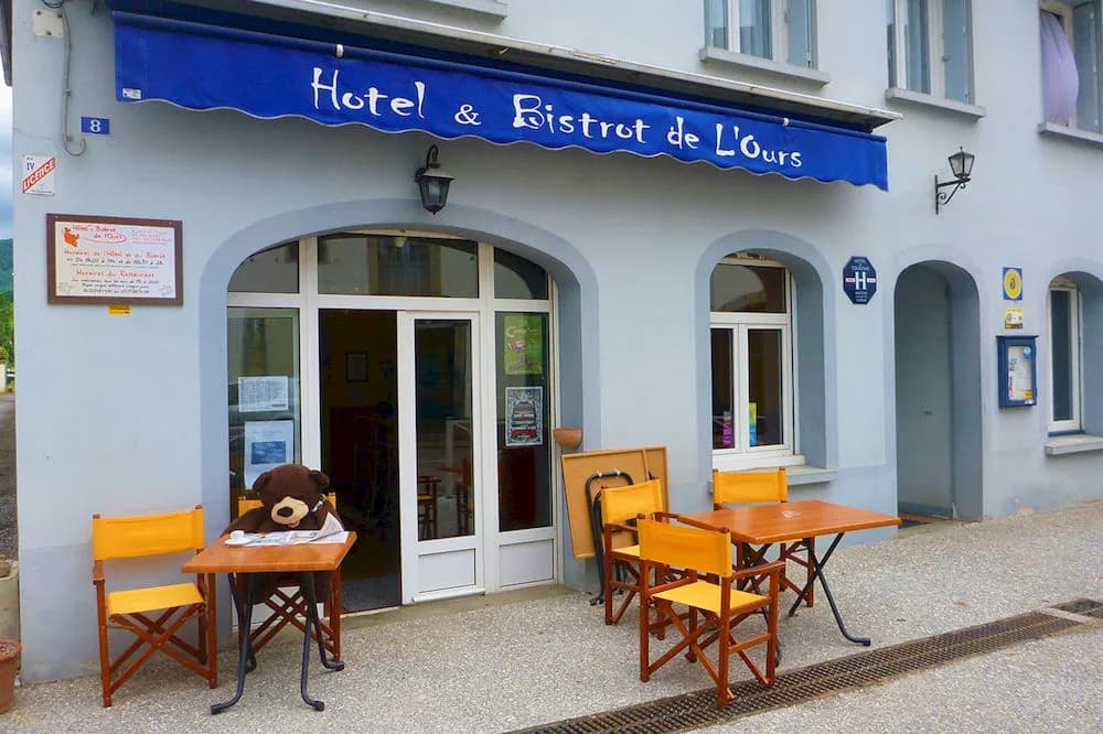 Hôtel de l'Ours - Photo 1