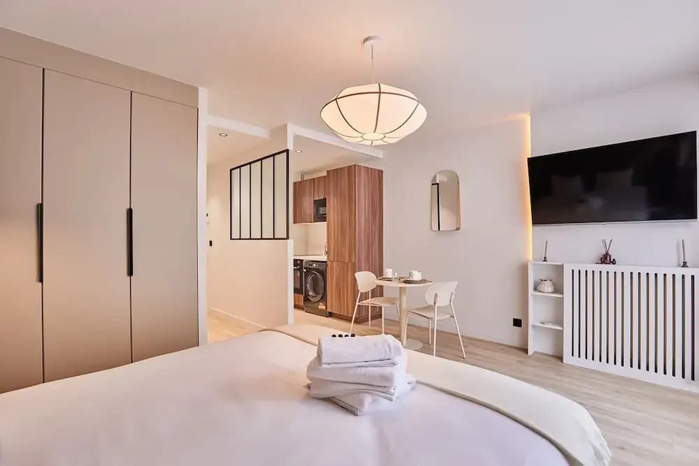 THE Parisian Suite / Center of Paris - Photo 5