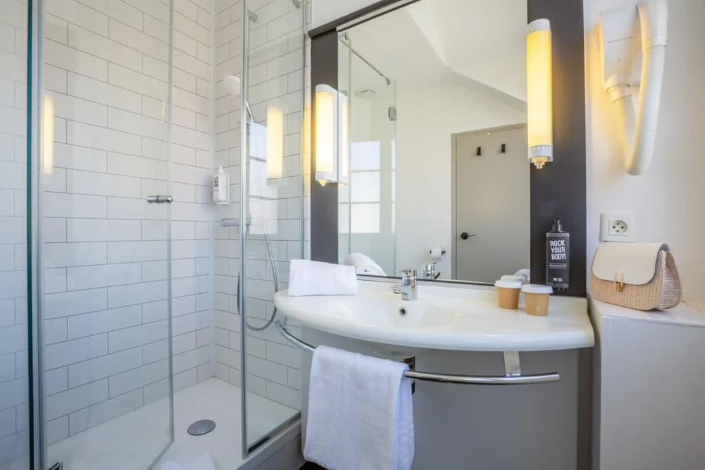 ibis Blois Centre Chateau - Miniature 8