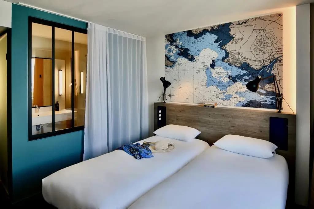 ibis Styles Saint Nazaire Centre Gare - Photo 4