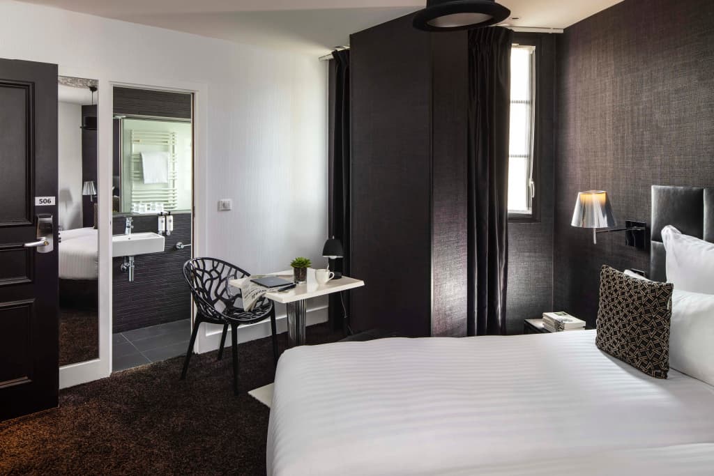 First Hotel Paris Tour Eiffel - Photo 2