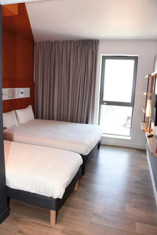 ibis budget Langres - Miniature 7