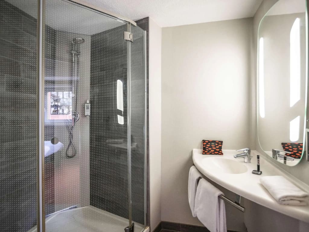 ibis Toulouse Ponts Jumeaux - Miniature 8