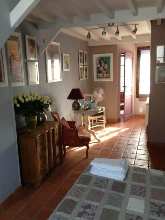 Hotel de Nesle - Photo 1