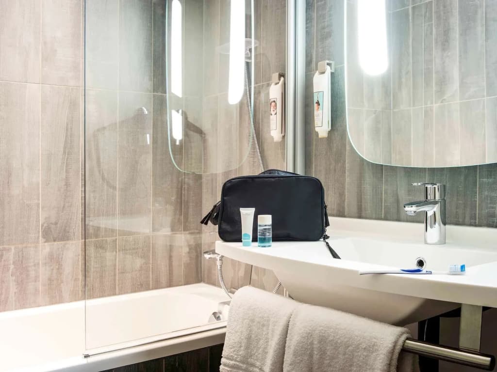 ibis Annemasse - Photo 4