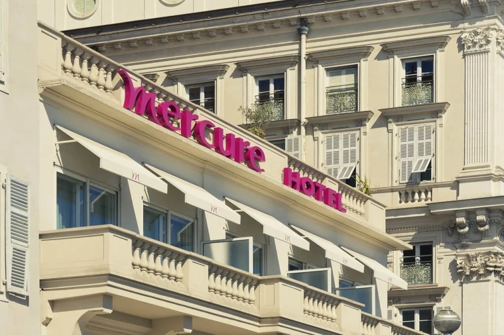Mercure Nice Marche aux Fleurs - Photo 1