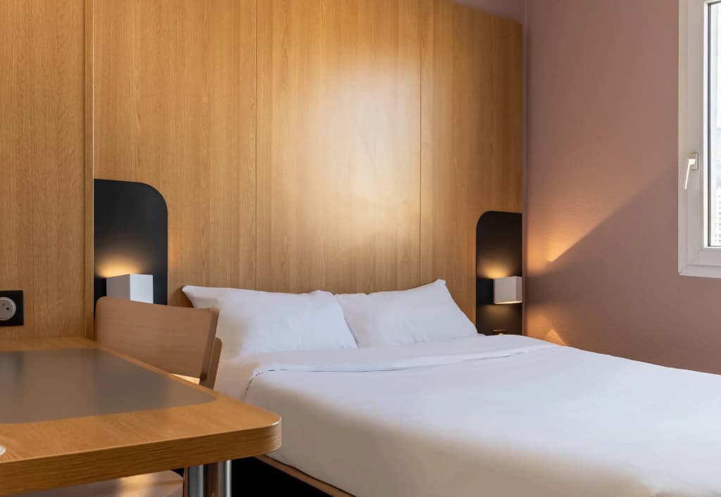 B&B HOTEL Grenoble Centre Verlaine - Miniature 6