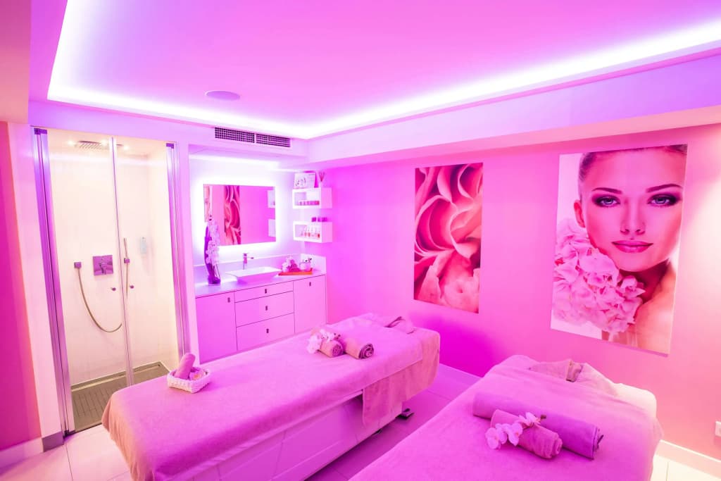 Best Western Plus Cannes Riviera & Spa - Miniature 6