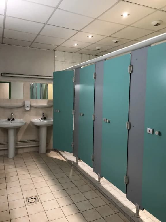 Alpenrose - Hostel - Miniature 8