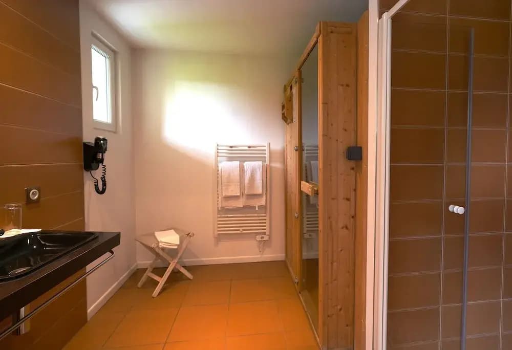 Hôtel Sans Val'Eau - Miniature 8