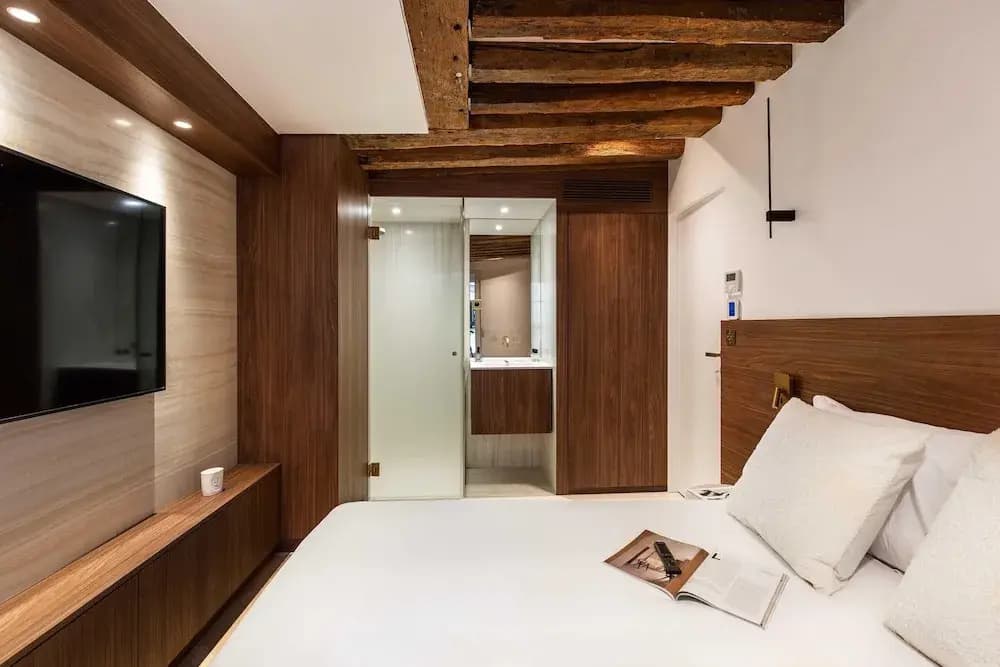 Magnificent Apartment /AC -1br/4p- Palais-royal - Photo 2
