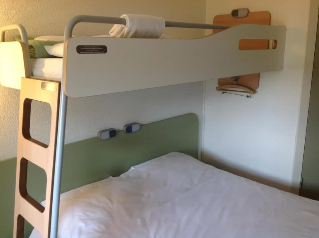 ibis budget Orgeval - Photo 4