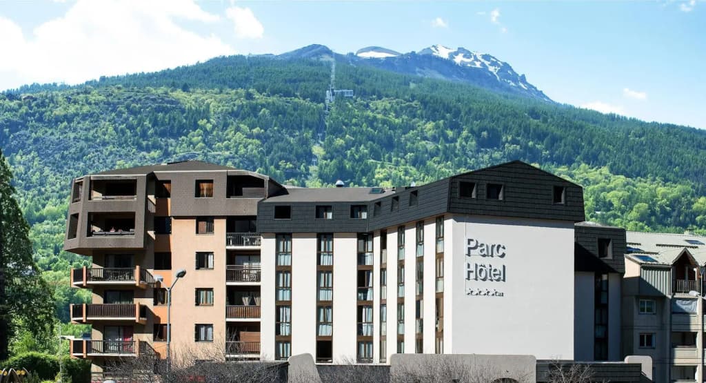 SOWELL HÔTELS Le Parc & SPA - Photo 1